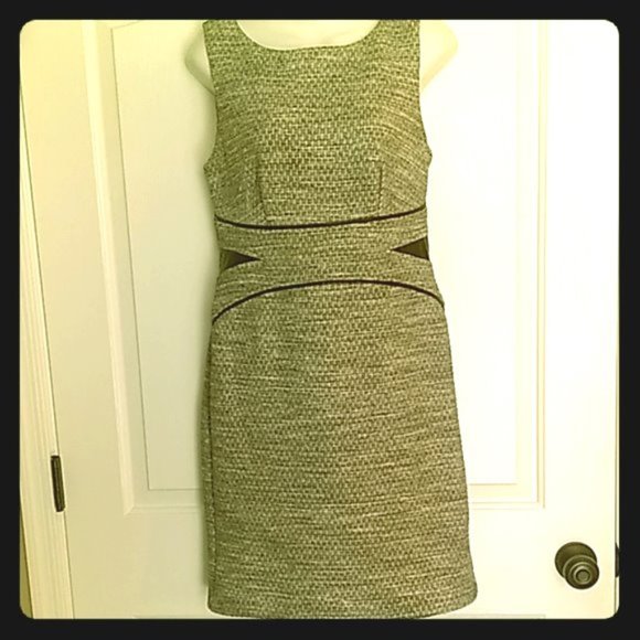 Liz Claiborne Dresses & Skirts - Womens Liz Claiborne Dress Size 4